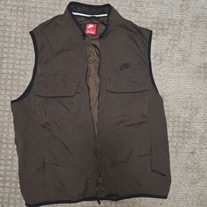 Nike Men's Chocolate Brown Vest